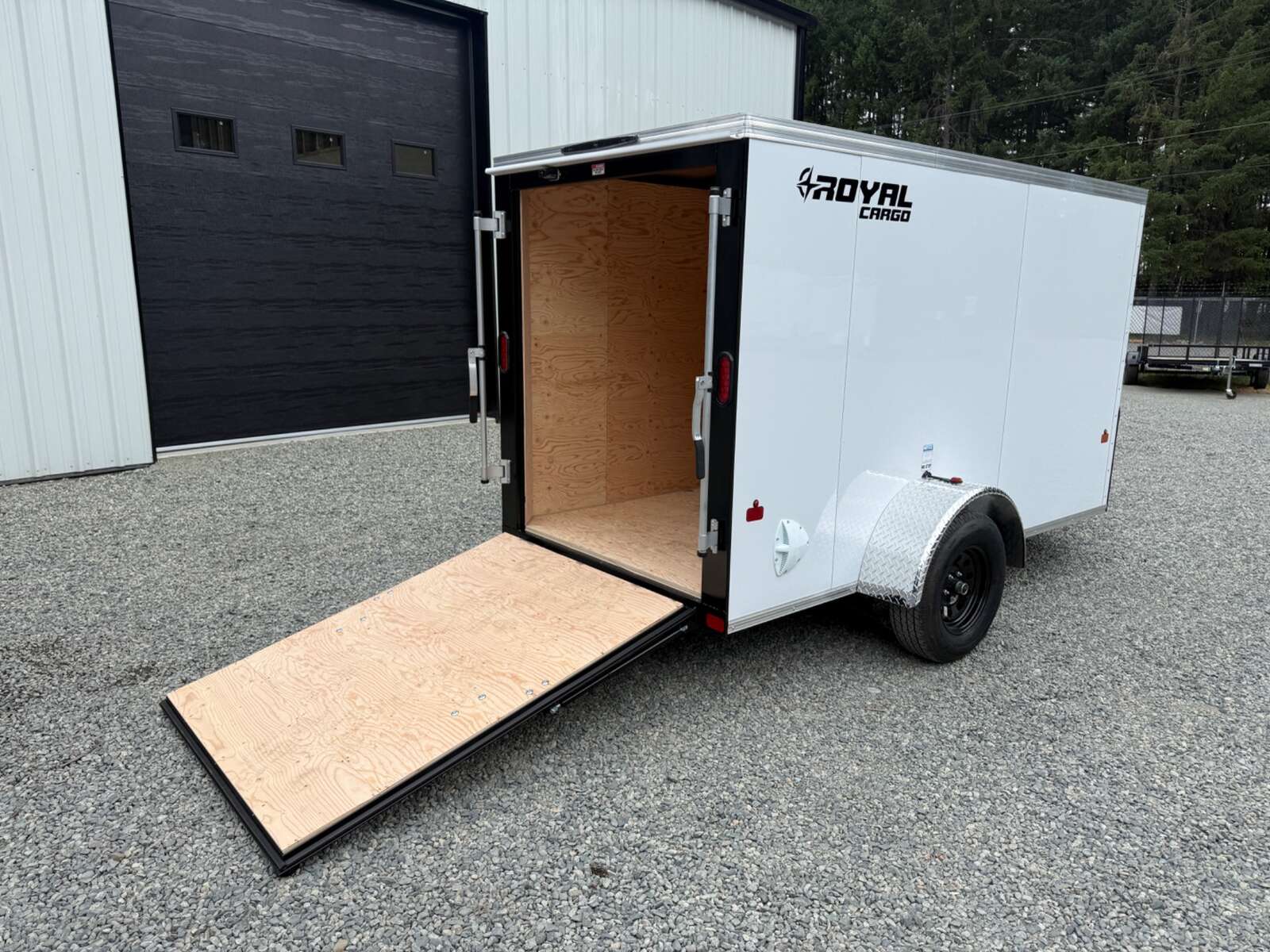 Photo of 2027 Royal Cargo 5X10+V 2990LB GVW - RAMP DOOR - 64" INTERIOR 
