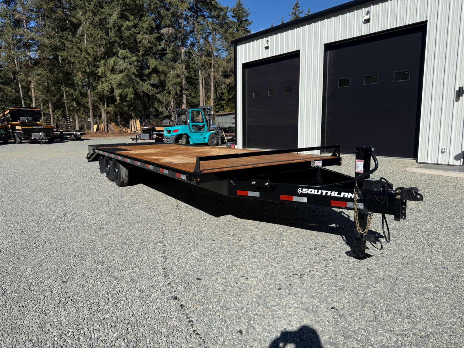 Photo of 2027 Southland 8.5x20+5' Beavertail 15,400lb GVWR Deckover