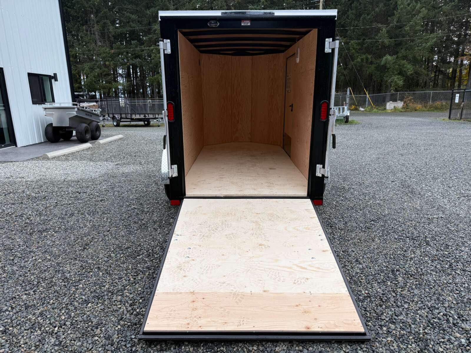 2027 5x10 +V-Nose 2,990lb GVW Cargo Trailer - Side Door - Rear Ramp Door 